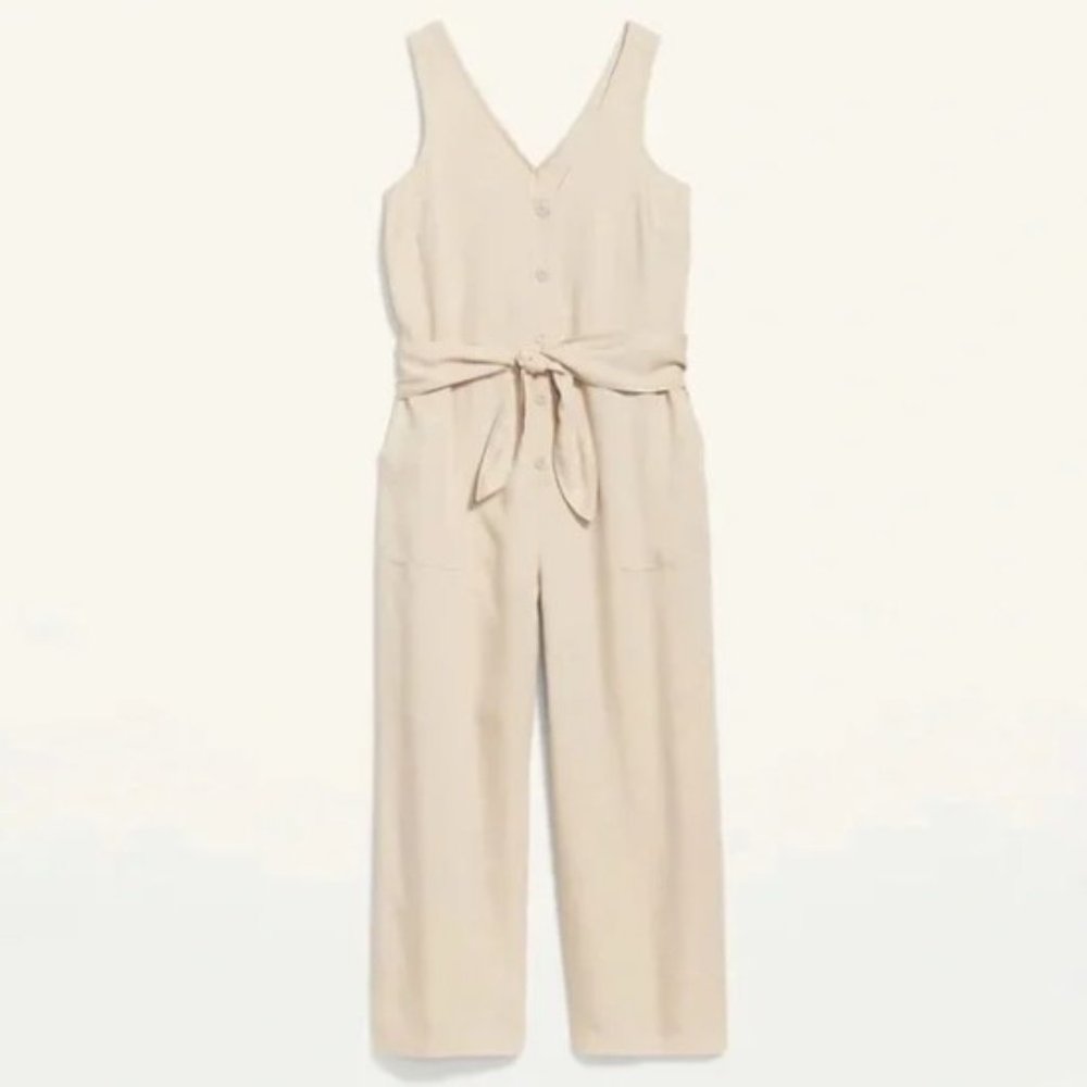 Old Navy Sleeveless Voop-Neck Waist-Defined Jumpsuit for Women